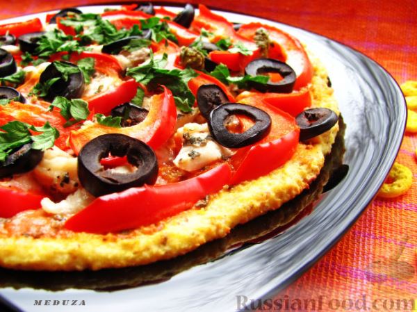 Пицца на творожно-ржаном тесте (диет-вариант)